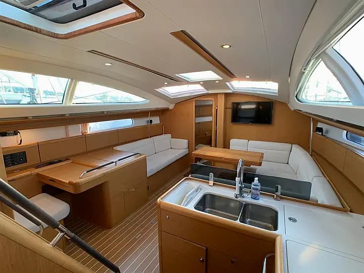 Sun Odyssey 45DS in Volos / Port of Volos - Photo 4