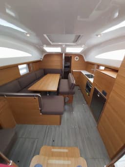 Elan Impression 45.1 in Lavrion / Olympic Marina thumbnail 22