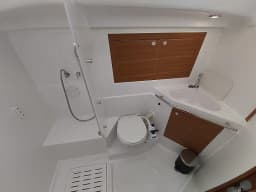 Elan Impression 45.1 in Lavrion / Olympic Marina thumbnail 5