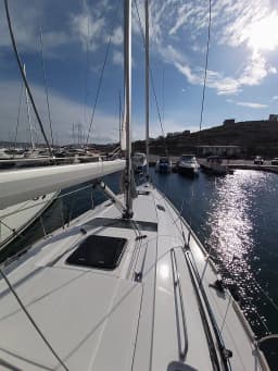 Elan Impression 45.1 in Lavrion / Olympic Marina thumbnail 7