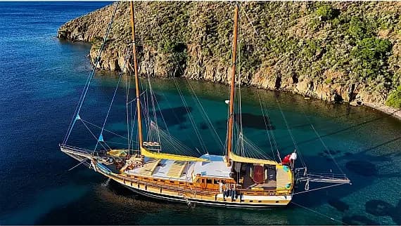 Luxury Sailing Yacht in Bodrum Marina - Photo 1