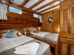 Luxury Sailing Yacht in Bodrum Marina thumbnail 16