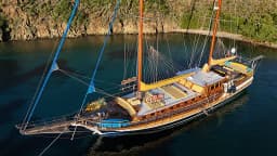 Luxury Sailing Yacht in Bodrum Marina thumbnail 23