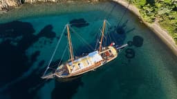 Luxury Sailing Yacht in Bodrum Marina thumbnail 36