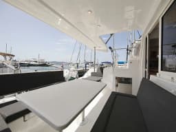 Lagoon 400 S2 in Sukošan / D-Marin Dalmacija Marina thumbnail 28