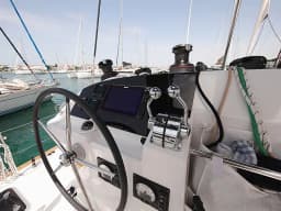 Lagoon 400 S2 in Sukošan / D-Marin Dalmacija Marina thumbnail 34
