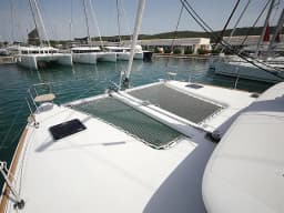 Lagoon 400 S2 in Sukošan / D-Marin Dalmacija Marina thumbnail 37