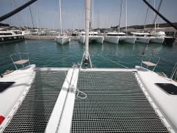Lagoon 400 S2 in Sukošan / D-Marin Dalmacija Marina thumbnail 39
