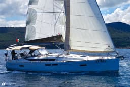 Sun Odyssey 479 in Puntone / Marina di Scarlino thumbnail 5