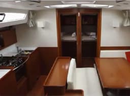 Oceanis 50 Family in Malta / Kalkara Marina thumbnail 2