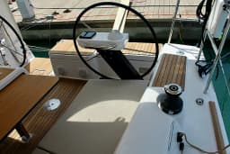 Dufour 360 Grand Large in Lefkada / Port of Lefkas thumbnail 12
