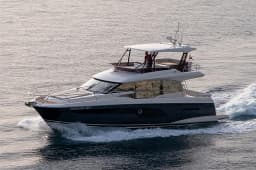 Prestige 520 Fly in Split / ACI Marina Split thumbnail 11