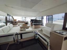 Prestige 520 Fly in Split / ACI Marina Split thumbnail 12