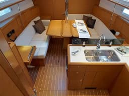Sun Odyssey 379 in Athens / Alimos Marina thumbnail 2