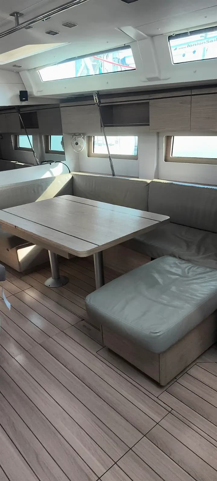 Oceanis 51.1 in Nea Peramos - Attica / Nea Peramos - Photo 5