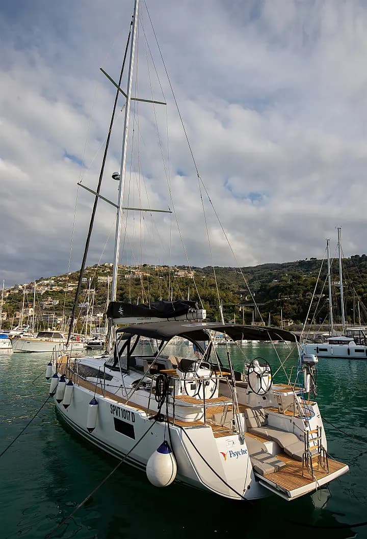 Jeanneau 54 in Sicily / Furnari / Marina Portorosa - Photo 4