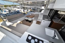Lagoon 46 in Sukošan / D-Marin Dalmacija Marina thumbnail 36