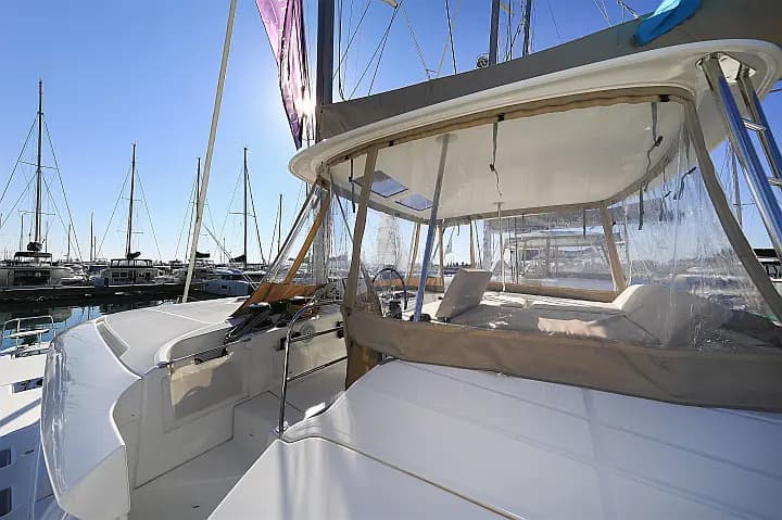 Lagoon 46 in Sukošan / D-Marin Dalmacija Marina - Photo 5