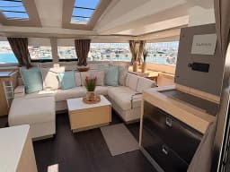 Elba 45 in Sicily / Capo d'Orlando Marina thumbnail 19