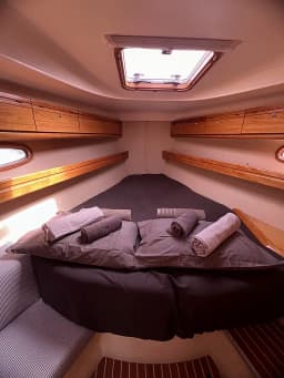 Bavaria 39 Cruiser in Kavala Marina thumbnail 6