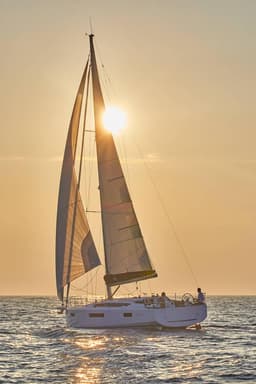 Sun Odyssey 410 in Pirovac / Marina Pirovac thumbnail 3