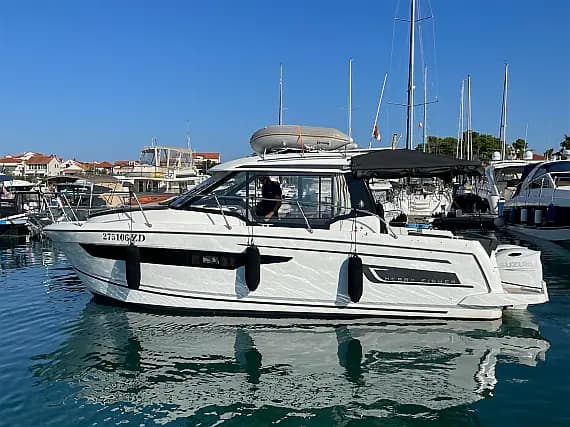 Merry Fisher 895 in Zadar / Marina Zadar - Photo 1