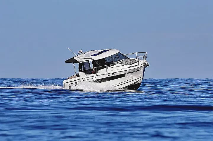 Merry Fisher 895 in Zadar / Marina Zadar - Photo 4