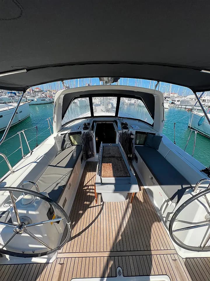 Oceanis 41.1 in Lefkada / D-Marin Marina Lefkas - Photo 1