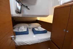 Sun Odyssey 419 in Dubrovnik / ACI Marina Dubrovnik thumbnail 11