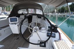 Sun Odyssey 419 in Dubrovnik / ACI Marina Dubrovnik thumbnail 7