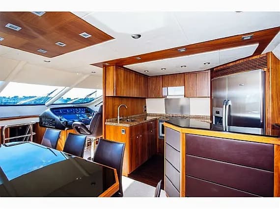 Sunseeker 74 in Corfu / Gouvia / D-Marin Marina Gouvia - Photo 3