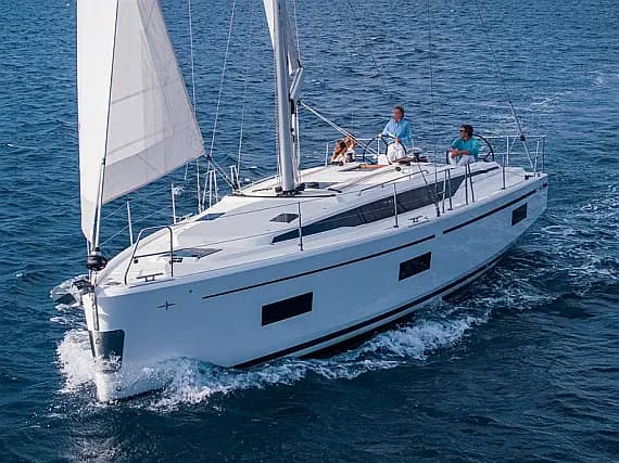 Bavaria C42 in Athens / Alimos Marina - Photo 1