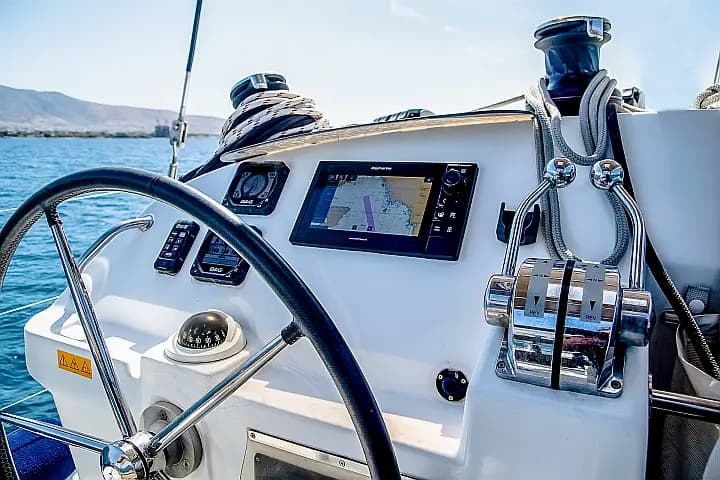 Lagoon 400 S2 in Athens / Alimos Marina - Photo 4
