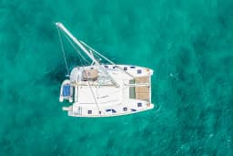 Lagoon 400 S2 in Athens / Alimos Marina thumbnail 5