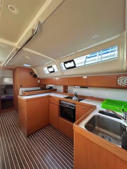 Bavaria Cruiser 51 in Athens / Alimos Marina thumbnail 11