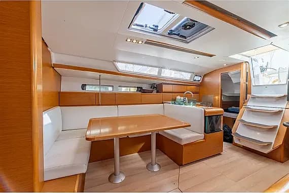Sun Odyssey 449 in Athens / Alimos Marina - Photo 3