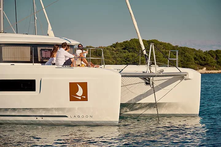 Lagoon 46 in Trogir / SCT Marina Trogir - Photo 4