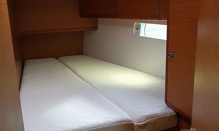 Sun Odyssey 519 in Lefkada / D-Marin Marina Lefkas - Photo 5