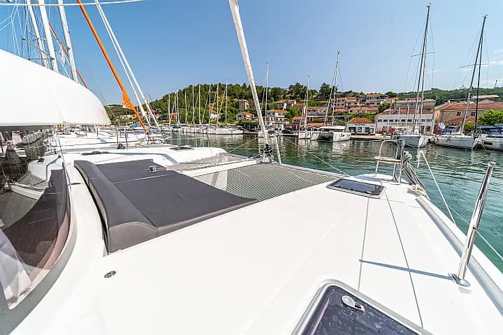 Lagoon 42 in Skradin / ACI Marina Skradin - Photo 5