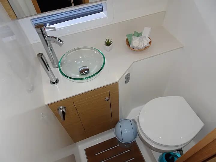 Dufour Catamaran 48 in Primošten / Marina Kremik - Photo 5