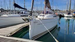 Sun Odyssey 379 in Saint-Quay-Portrieux / Port d'Armor thumbnail 15