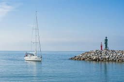 Bavaria Cruiser 41 in San Vincenzo / Marina di San Vincenzo thumbnail 5