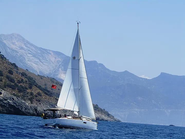 Sun Odyssey 349 in Fethiye / Ece Marina - Photo 4
