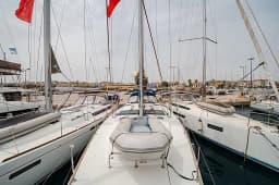 Jeanneau 53 in Lavrion Main Port thumbnail 6