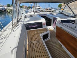 Oceanis 51.1 in Lefkada / Port of Lefkas thumbnail 9