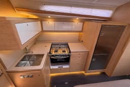 Dufour 470 in Salerno / Marina d'Arechi thumbnail 5