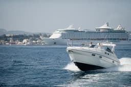 Sealine S37 in Mykonos / Ornos bay thumbnail 2