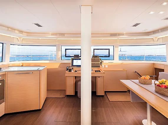 Lagoon 52 in Ibiza / Sant Antoni de Portmany Port - Photo 3