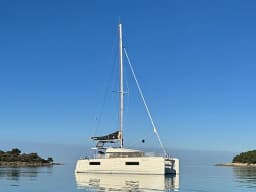 Lagoon 40 in Pula / Tehnomont Marina Veruda thumbnail 8