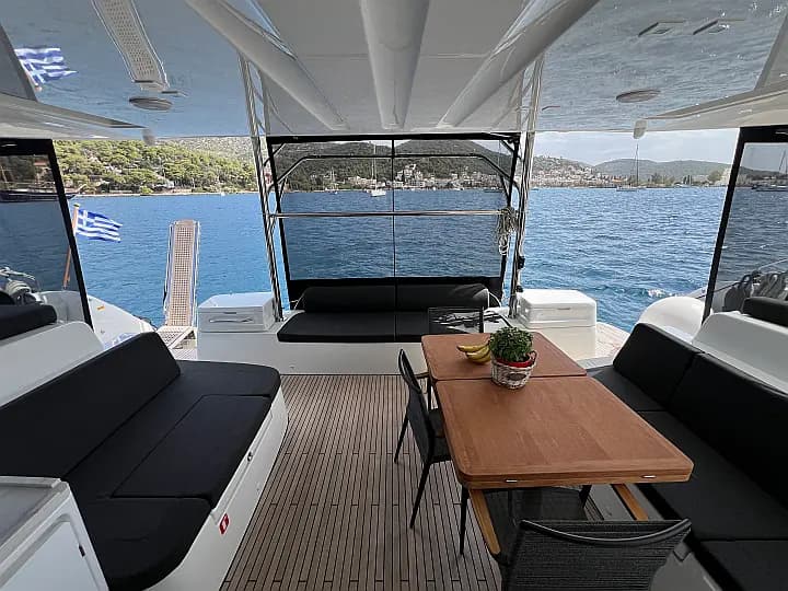 Lagoon 51 in Athens / Alimos Marina - Photo 4